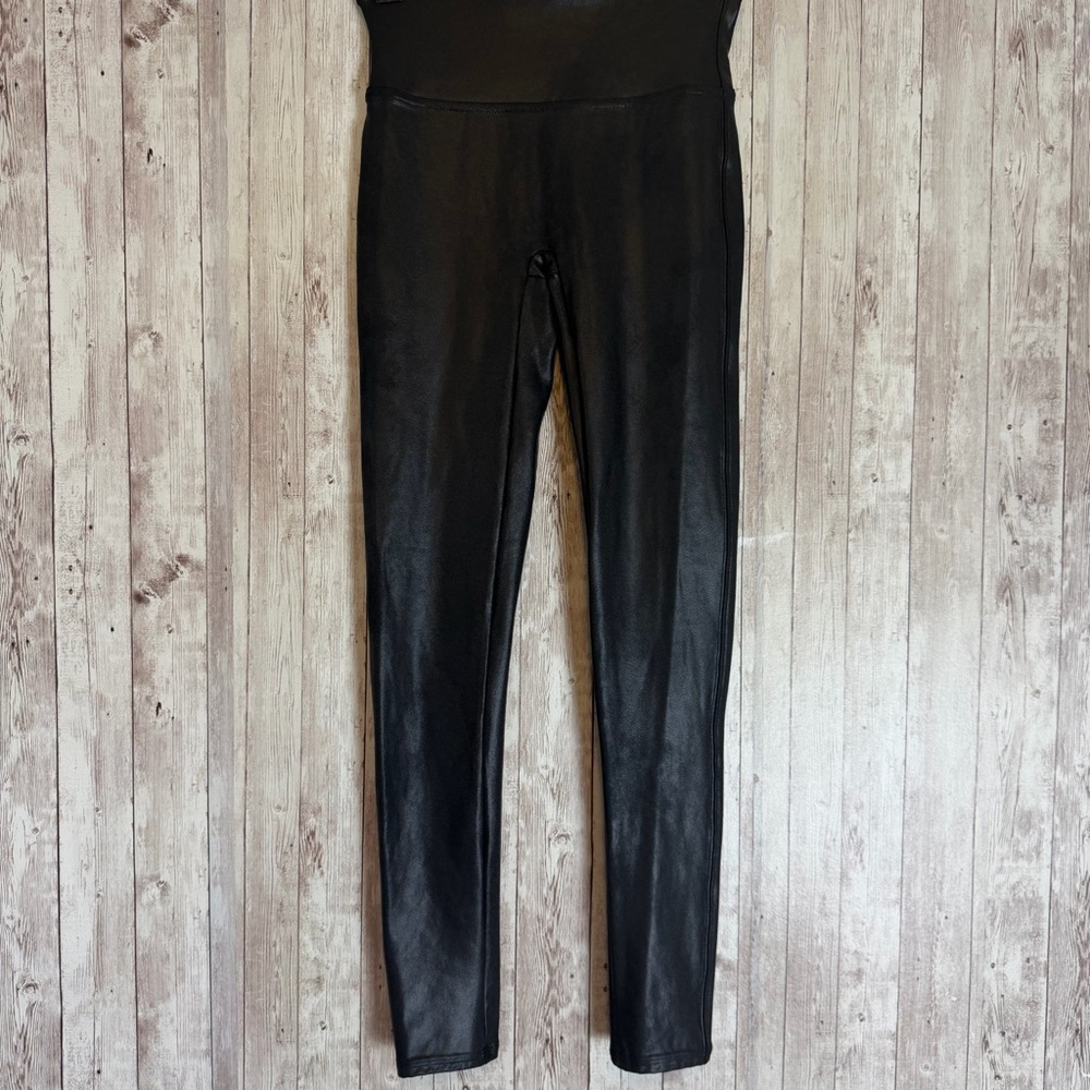 Spanx Petite Small Black Faux Leather Seam Leggings - Picture 1 of 6